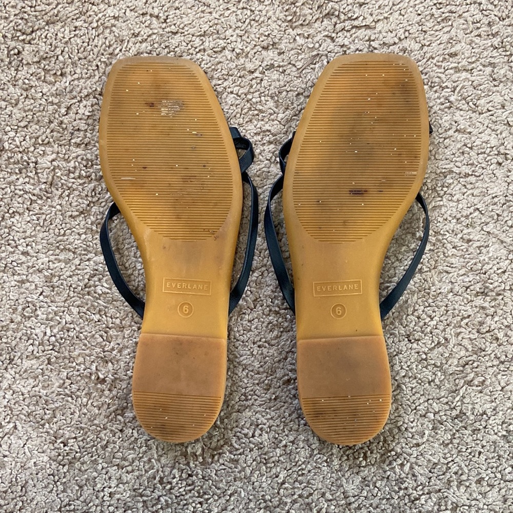 Everlane The Strappy Sandal - Picture 3 of 3